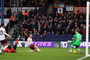 Luton 1 v 2 Manchester city: Man City come from behind to beat Luton 14 131972543 gettyimages 1837869085