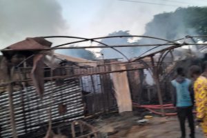 Fire razes 14 shops in Kwara