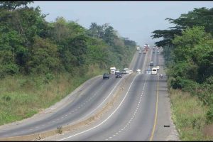 16 dead, 27 injured in road accident on Kaduna-Abuja Expressway 8 16 dead, 27 injuried in road accident on Kaduna-Abuja Expressway