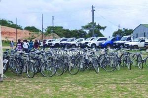 Zimbabwe President Donates 54 Bicycles To Village Heads As Christmas Gift 15 bicycle4