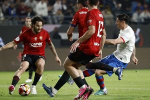 Barcelona 2 v 0 Osasuna: Barcelona beat Osasuna to set up final with Real Madrid 3 132282899 lewandowski reuters2