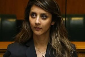 New Zealand MP Resigns After Being Accused of Shoplifting (Photo) 7 Ghahraman