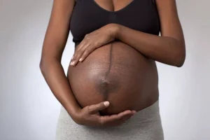 Pregnant-Womans-Stomach