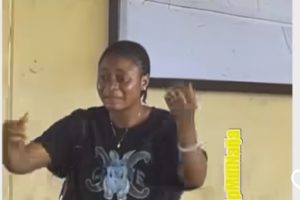 Lady Weeps After She Was Caught Cheating During Examinations (Video) 2 Screenshot 20240115 055351