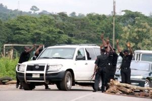 Officers on stop-and-search duties must be in uniform – Police 2 Police