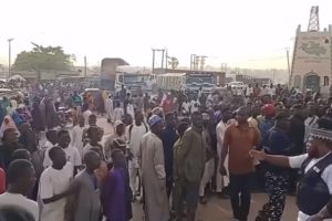 Women and Youths protest high cost of living in Minna, block major roads 17 Screenshot 20240205 112444