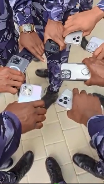 Police Officers Flaunt Expensive iPhones