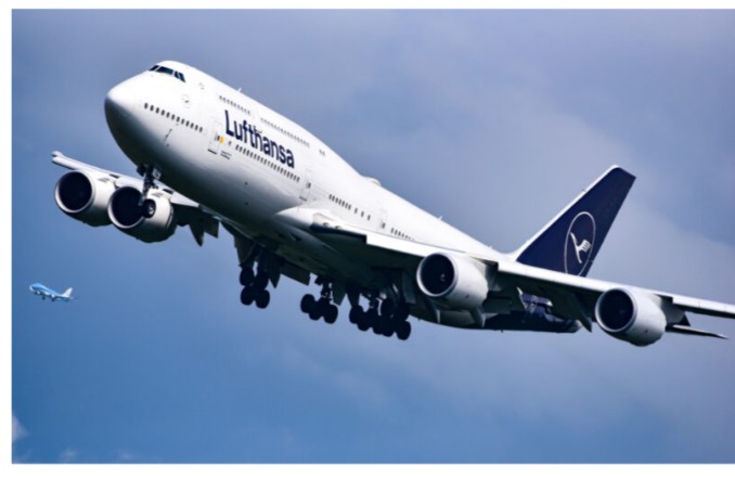 Lufthansa Boeing 747-8 Makes Heavy Landing In Los Angeles 1 18376818 screenshot20240510170842facebook jpeg6de537ffcde06ecb24c31c3da08fa802