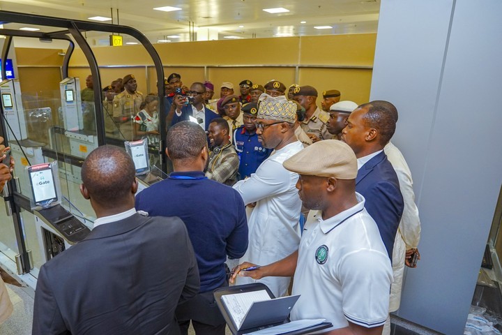 Olubunmi Tunji-Ojo Conducts Inspection Of New 21 E-Gates At Lagos Airport 2 18412196 20240525082548 jpeg39ad4c1438927be19df8a72af60d9ee5