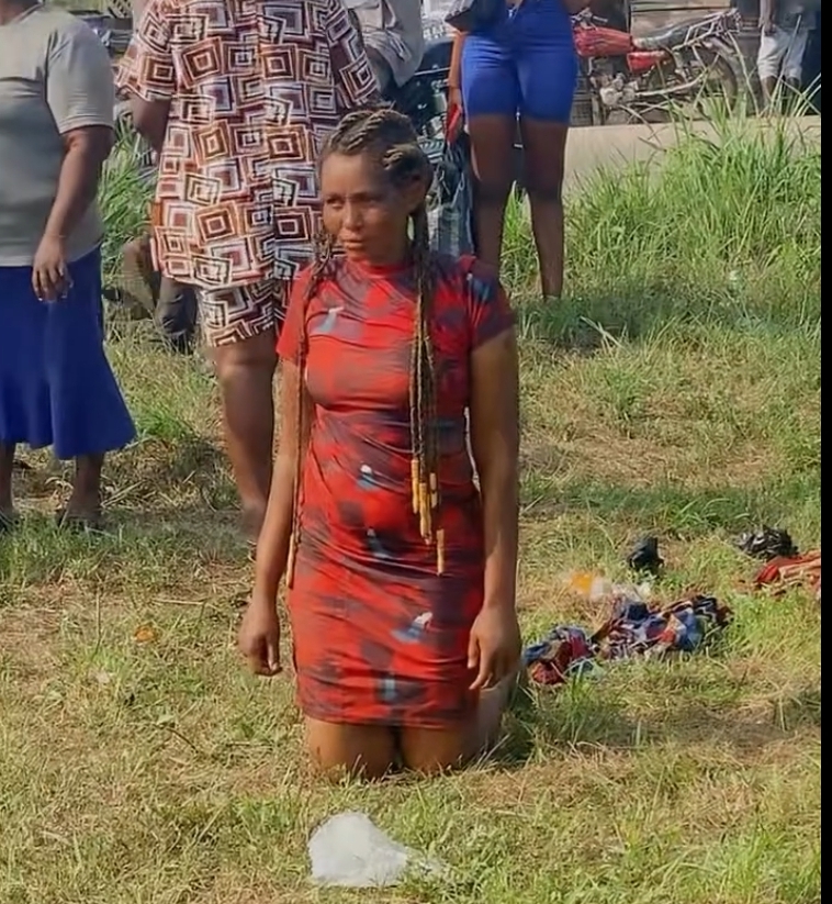 Disturbing Video Shows Lost Woman Acting Strangely, Eyewitness Cries Out For Help 1 Screenshot 20240604 201233