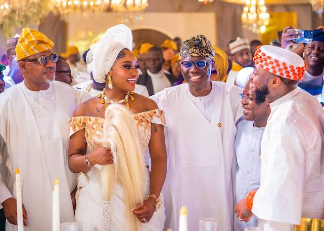 #Chivido2024: Money sprayed at my wedding didn’t match amount we took home — Davido Lament 1 Davido