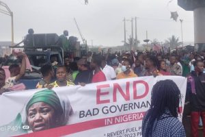 #EndBadGovernance: Nigerians have raised N1.8m for a protester whose son dreams of becoming a programmer 5 images 1
