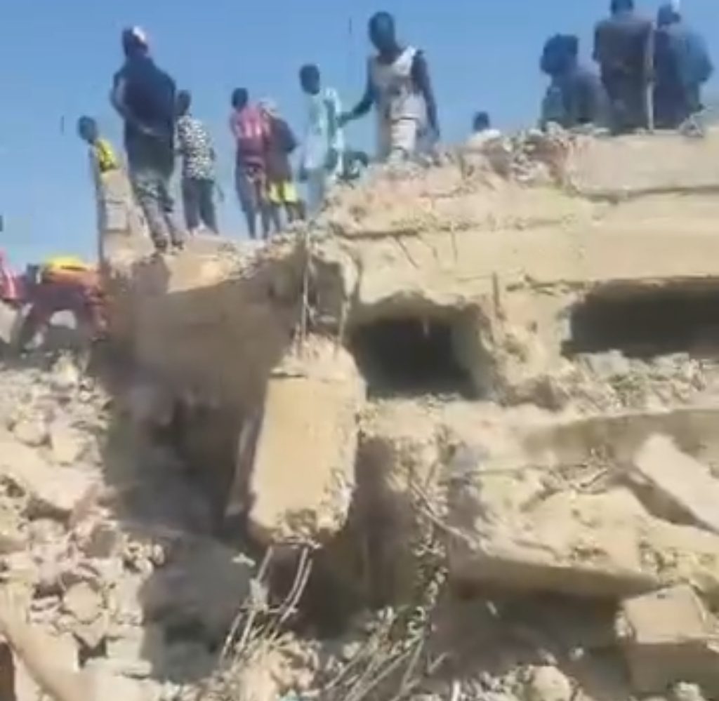 Over 40 Trapped in Building Collapse in Sabon Lugbe, Abuja