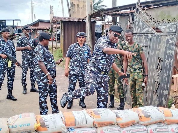 Abia Police Commissioner Leads Patrol After Deadly Attack on Soldiers in Umuokpara 1 18900904 abiacpconductsoperationalpatrol jpeg1cf5f1cdb1c4f307ca6b75b48a678559