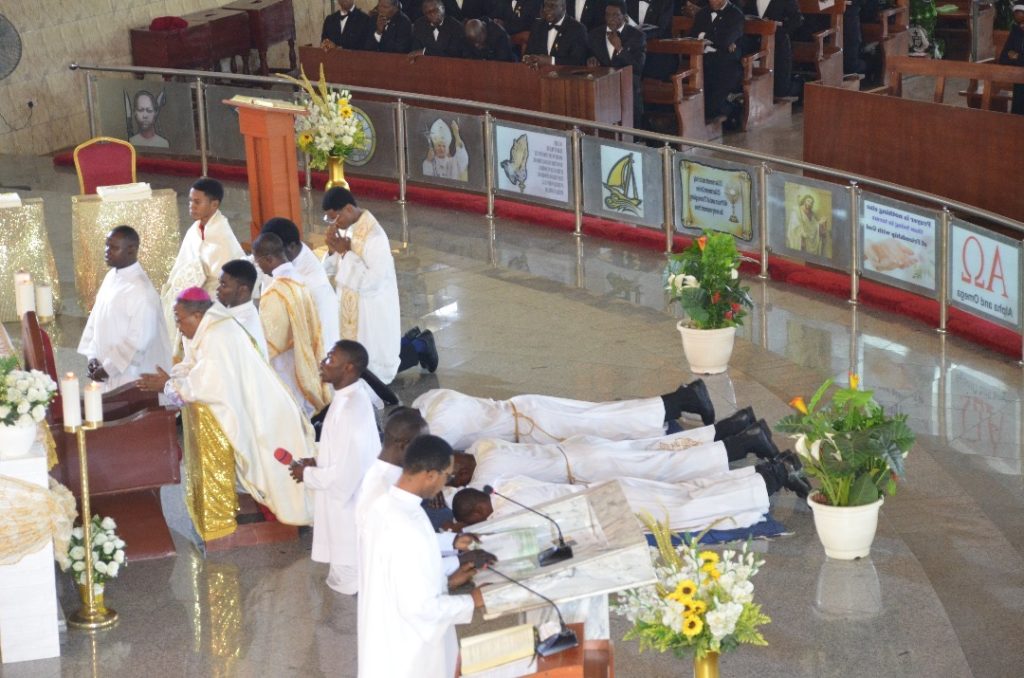 Catholic Diocese of Warri Suspends Priest Over Secret U.S. Marriage 1 Catholic Diocese