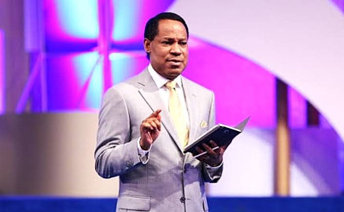 Pope Francis Was Killed By Covid-19 Vaccine – Pastor Chris Oyakhilome claims 1 Pastor Chris Oyakhilome