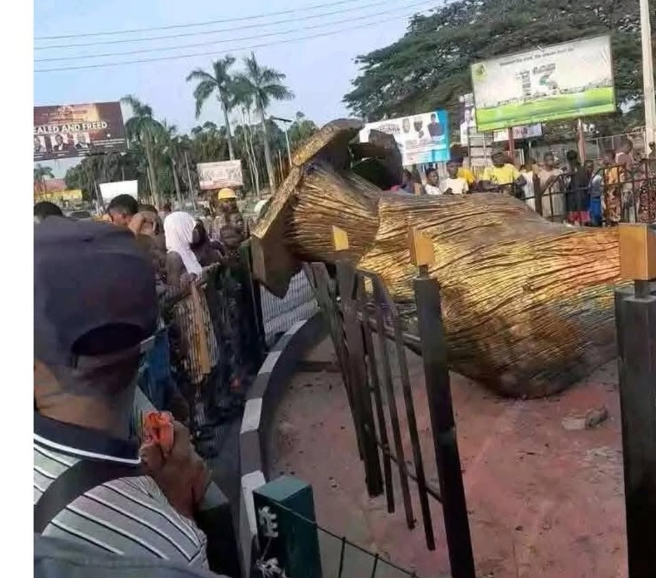 Mystery as Man Dies Attempting to Remove Agemo Statue in Ogun 1 Agemo Statue