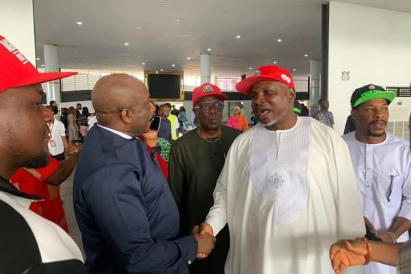 APC Hijacks Tinubu’s Anambra Visit as APGA Goes Missing in Action (Photos) 8 1000095865