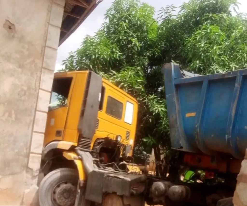 Truck Rams Into Students in Ijebu Ode