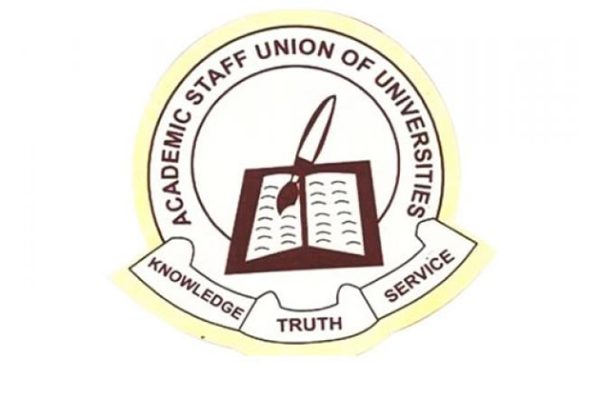 ASUU disburses over N164m scholarship to 164 students 8 IMG 6082
