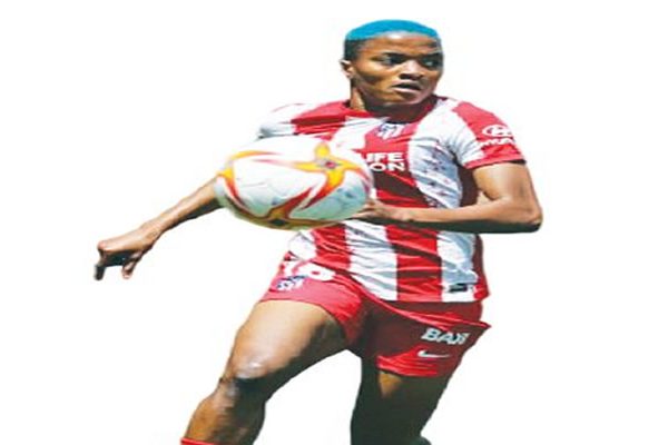 Atletico bid ‘legendary’ Ajibade emotional farewell 23 IMG 6653