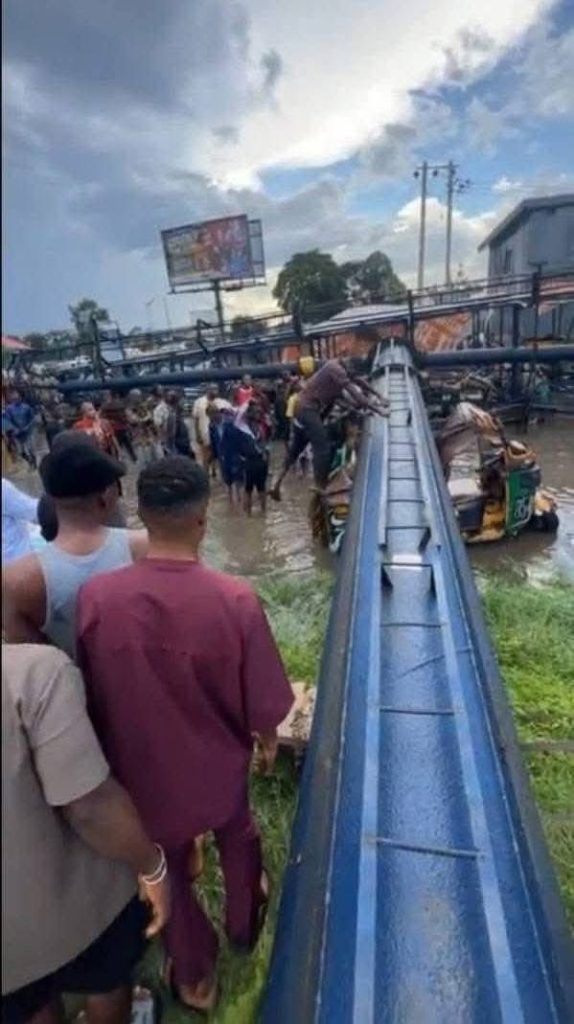 Abia Billboard Collapse Causes Havoc, Injures Passengers 1 IMG 7814