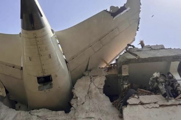 India plane crash death toll rises to 279 28 1000130461
