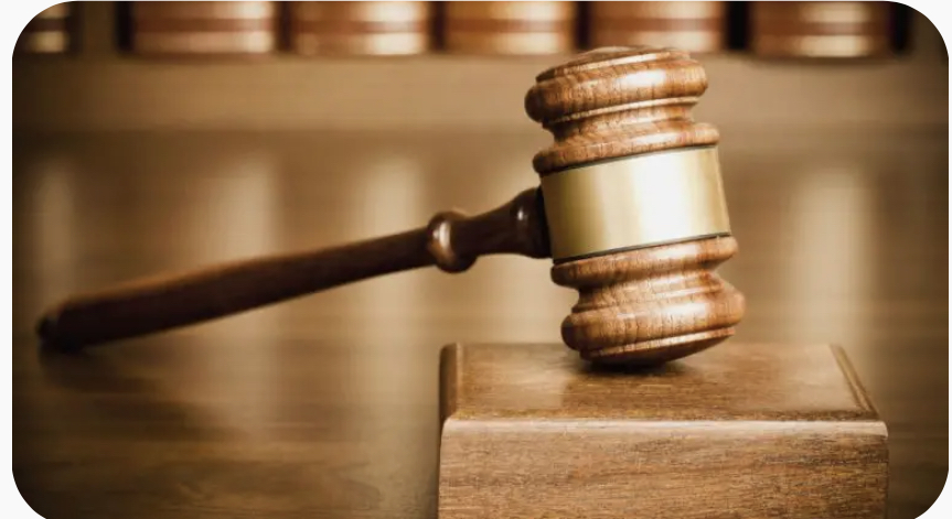 Man sets self on fire on fire after judge threatened him with jail term 1 IMG 7613